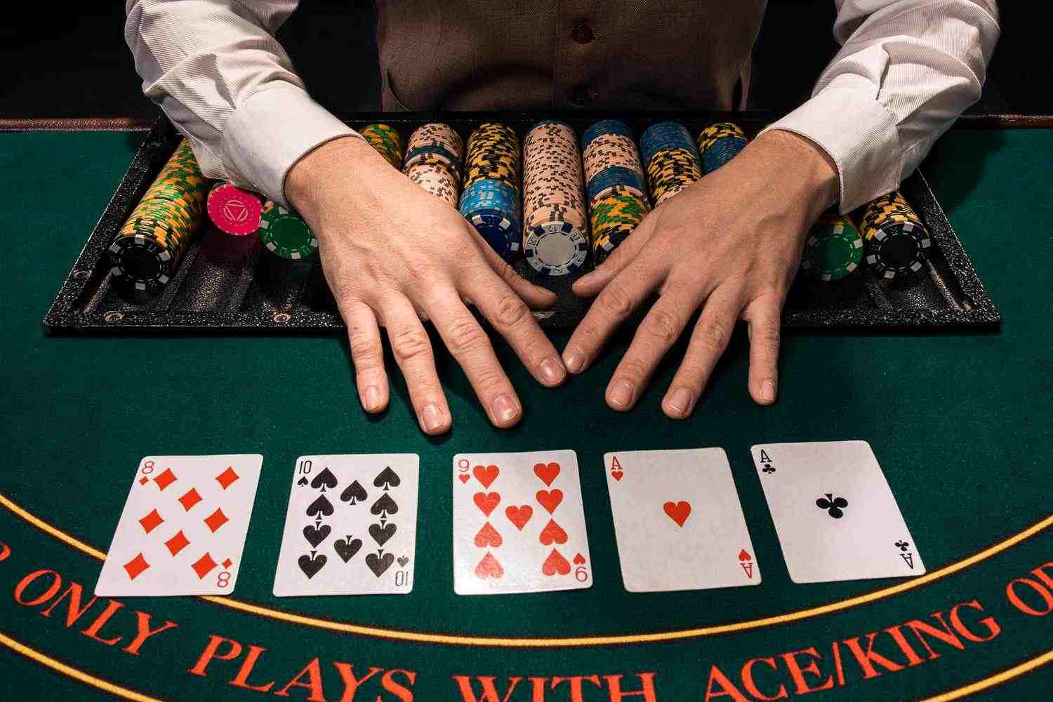 Tổng Hợp Game Bài Cá Cược Hấp Dẫn Nhất Tại Nhà Cái FB68 3 Poker là game bài trí tuệ trong danh sách tổng hợp game bài cá cược