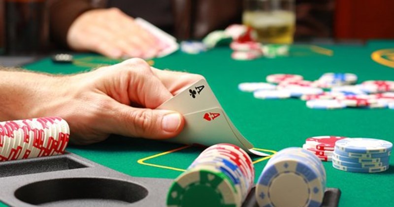 Hướng Dẫn Xếp Bài Poker Chuẩn - Bí Quyết Chiến Thắng Tại FB68 4 Xếp bài poker chuẩn theo từng tay bài